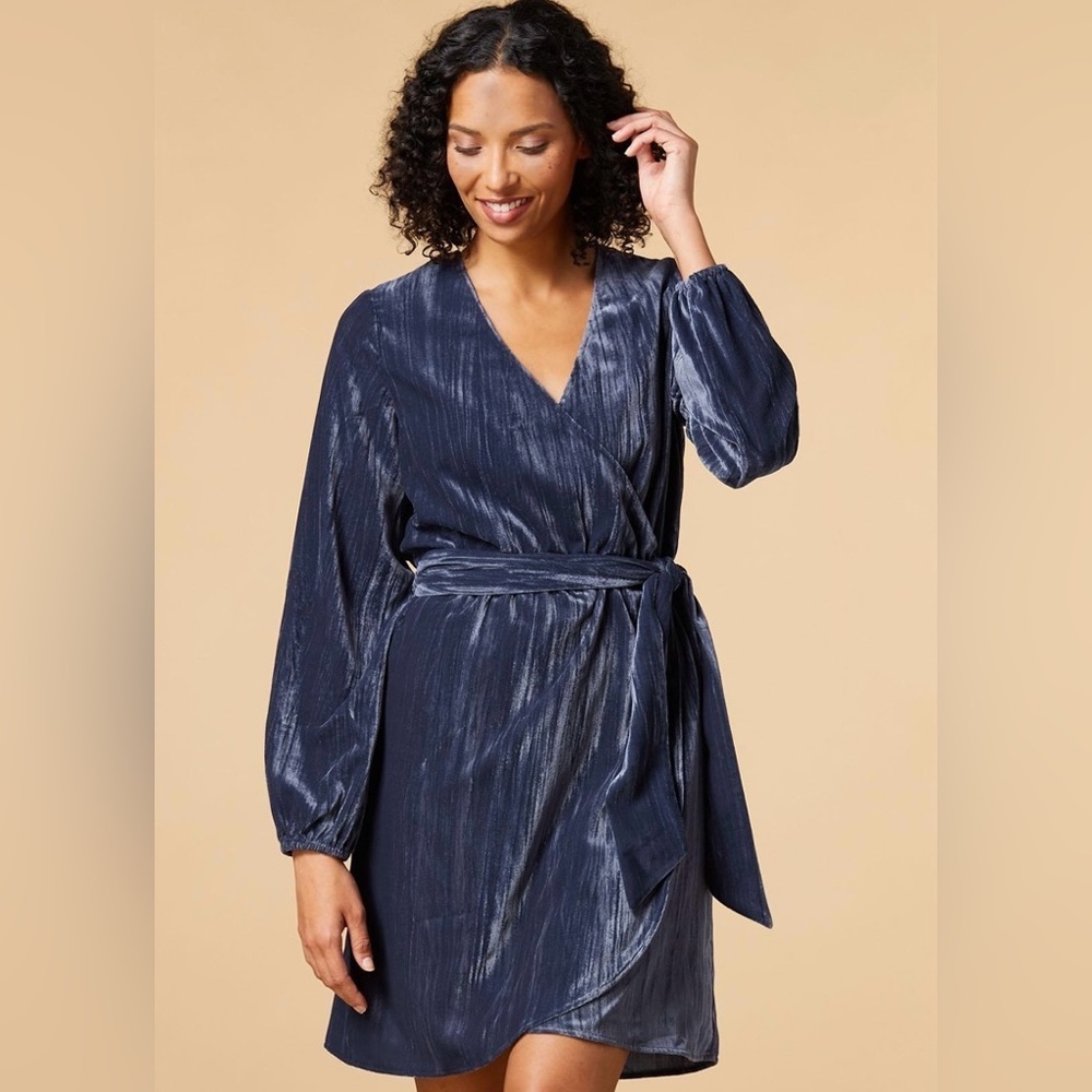 💙💙💙BOGOHO 💙💙💙Velvet Wrap Dress